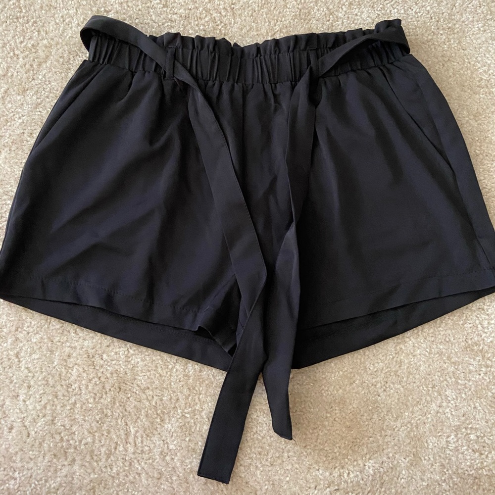 High rise tie up short